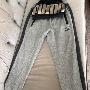 Puma set men’s joggers and sports bra